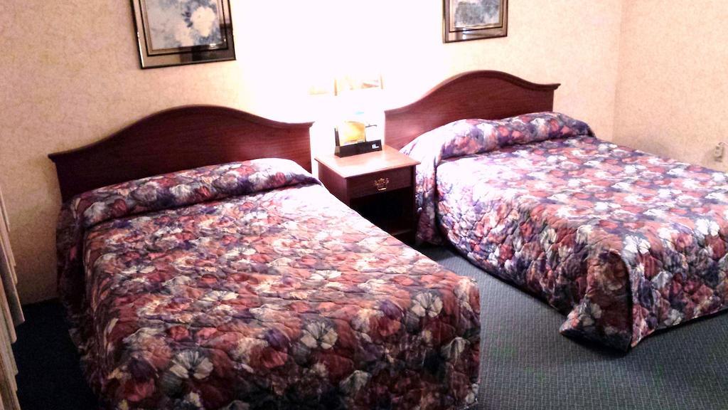 Budget Host Inn Bedford Room photo