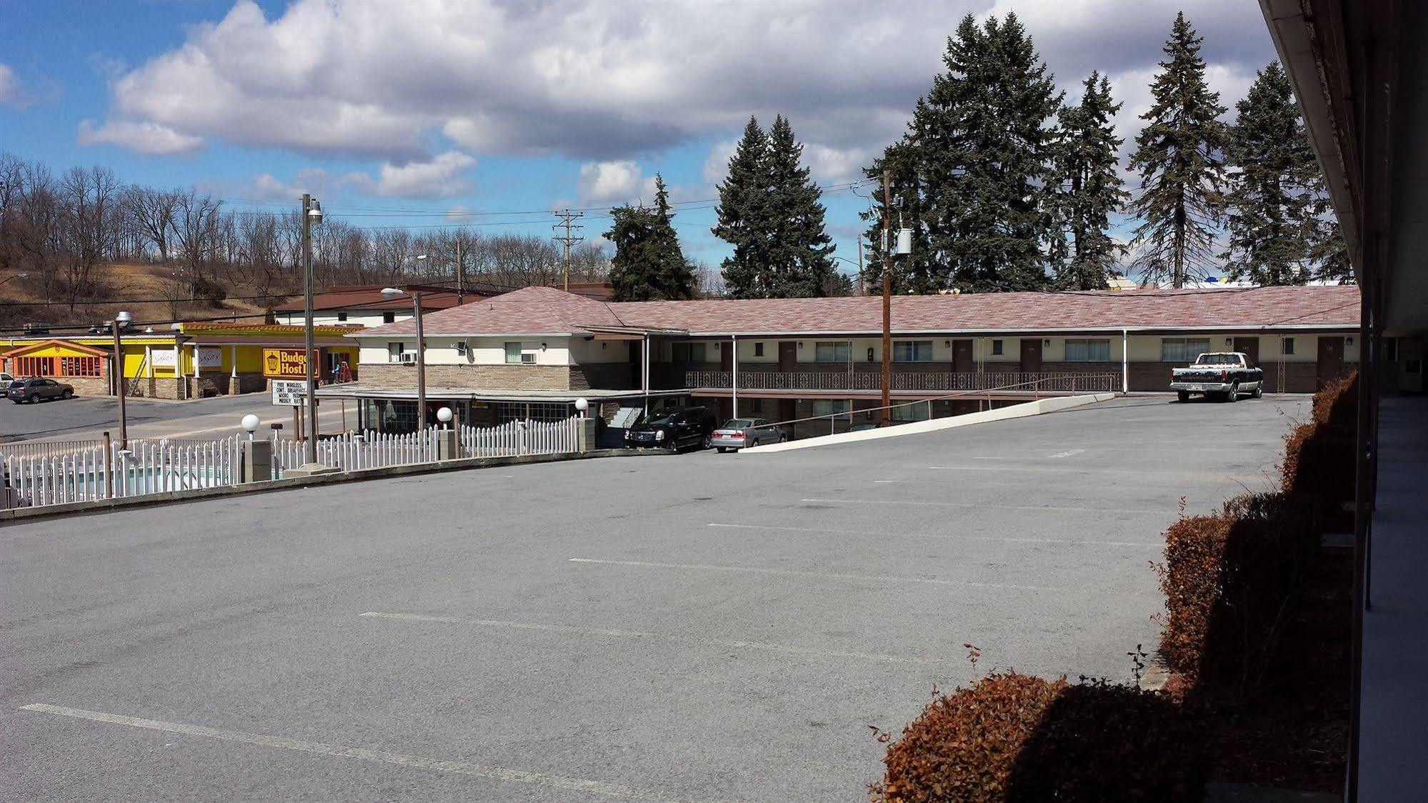 Budget Host Inn Bedford Exterior photo